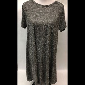 Lularoe Carly pocket tee dress large gray